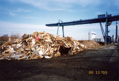 Foto vom November 2003 - beschichtete Spanplatten